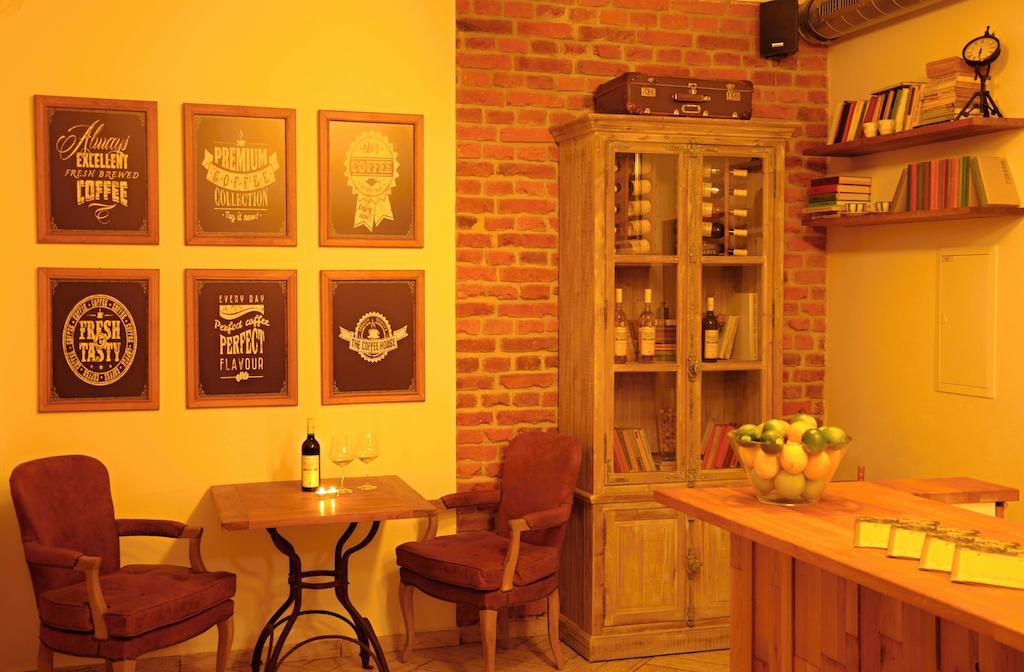 Time Cafe & Penzion Pribram Exterior photo
